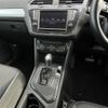 volkswagen tiguan 2017 -VOLKSWAGEN--VW Tiguan ABA-5NCZE--WVGZZZ5NZHW903758---VOLKSWAGEN--VW Tiguan ABA-5NCZE--WVGZZZ5NZHW903758- image 7