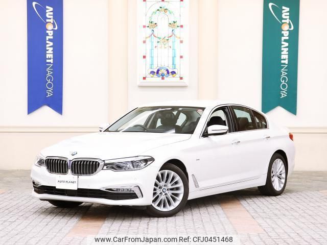 bmw 5-series 2017 quick_quick_LDA-JC20_WBAJC32050G467171 image 1