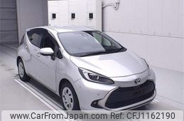 toyota aqua 2022 -TOYOTA--AQUA MXPK11-2047867---TOYOTA--AQUA MXPK11-2047867-