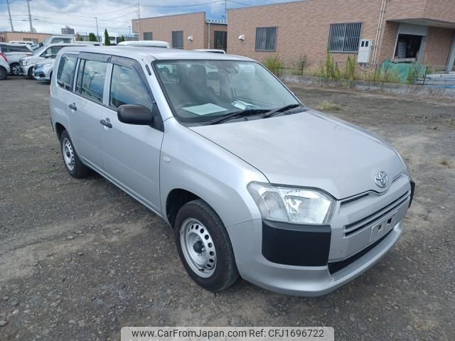 toyota probox 2018 CFJ1696722 image 2