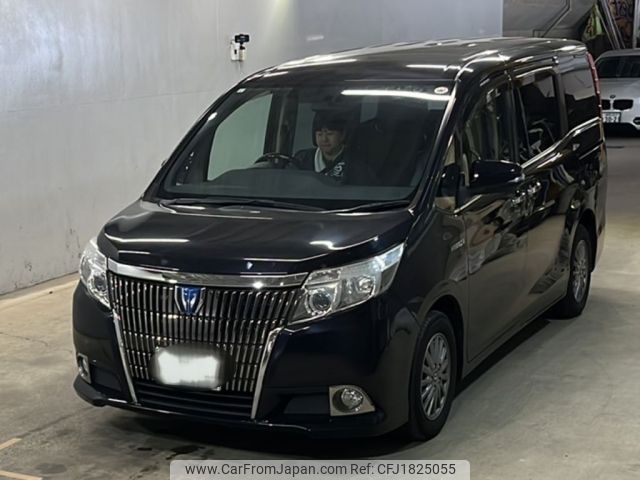 toyota esquire 2015 CFJ1825055 image 1