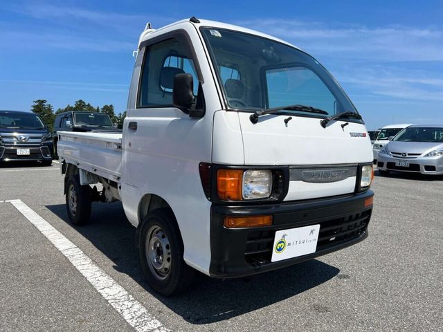 1998 Daihatsu Hijet Truck V-S100P 2WD - Car Price $2,450