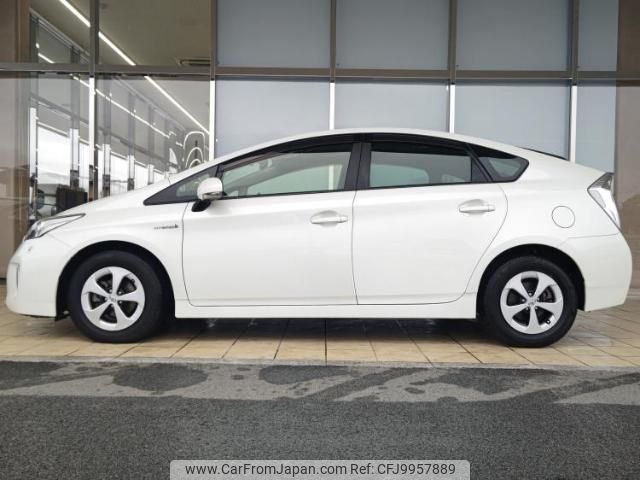 toyota prius 2014 quick_quick_DAA-ZVW30_ZVW30-1786931 image 2