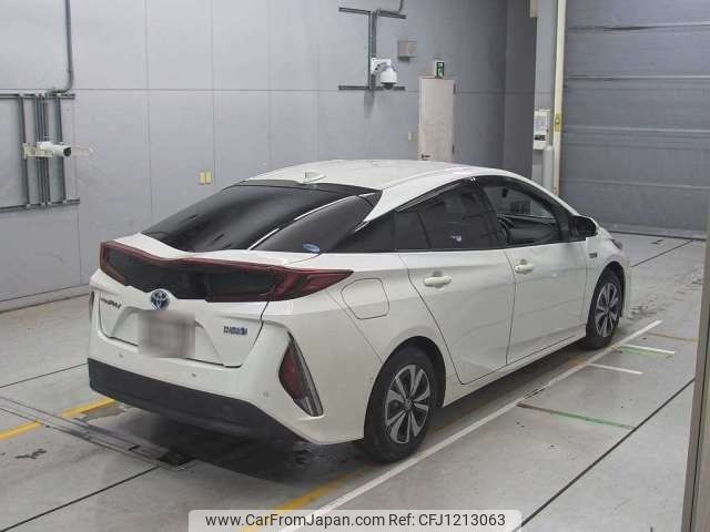 toyota prius-phv 2018 -TOYOTA--Prius PHV DLA-ZVW52--ZVW52-3098970---TOYOTA--Prius PHV DLA-ZVW52--ZVW52-3098970- image 2