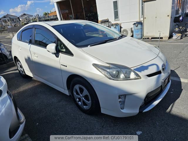 toyota prius 2013 quick_quick_DAA-ZVW30_1711111 image 2