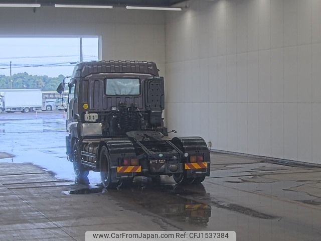 isuzu giga 2013 CFJ1537384 image 2