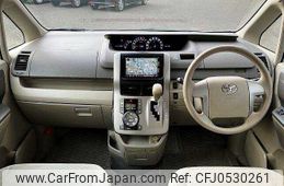 toyota noah 2007 504928-926543