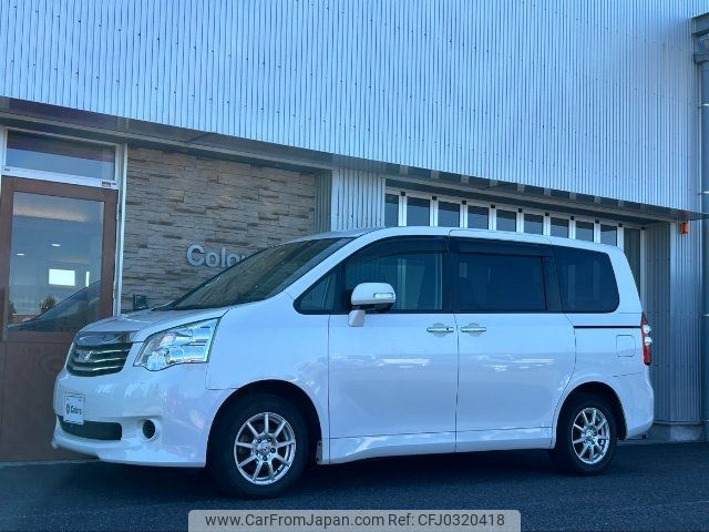 toyota noah 2011 -TOYOTA--Noah ZRR70G--0439419---TOYOTA--Noah ZRR70G--0439419- image 1