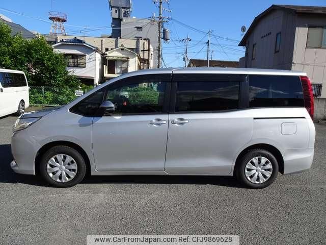 Noah様　購入専用ページ 2017 Toyota Noah DBA-ZRR85G - Car Price $10,523