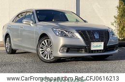 toyota crown 2015 -TOYOTA--Crown DAA-AWS210--AWS210-6082940---TOYOTA--Crown DAA-AWS210--AWS210-6082940-