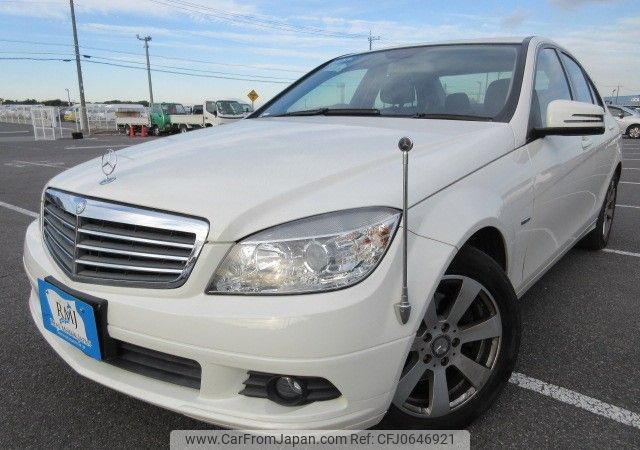 mercedes-benz c-class 2010 REALMOTOR_Y2024120373F-21 image 1