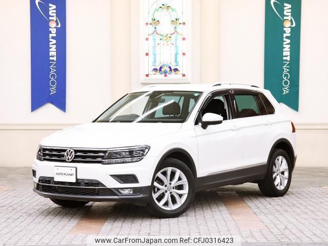 volkswagen tiguan 2019 quick_quick_5NDFGF_WVGZZZ5NZKW887230 image 1