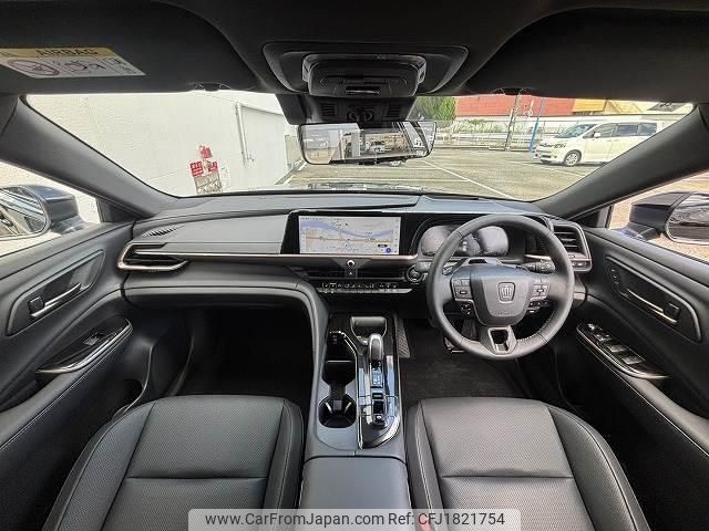 toyota crown-estate 2025 CFJ1821754 image 2