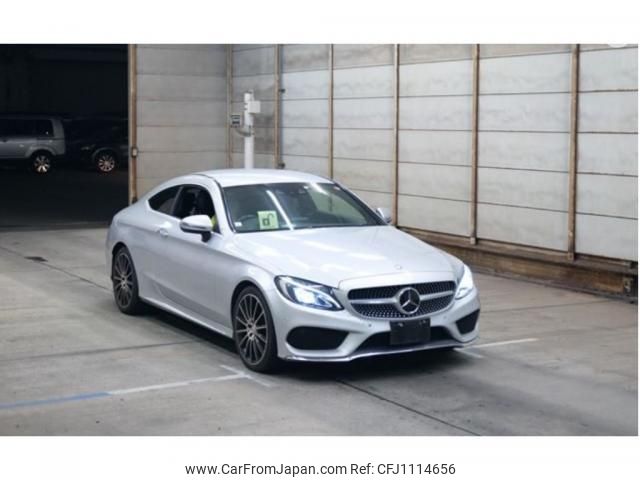 mercedes-benz c-class 2016 quick_quick_DBA-205340C_WDD2053402F327044 image 1