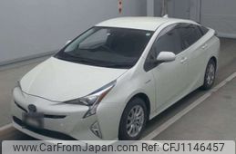 toyota prius 2018 -TOYOTA--Prius DAA-ZVW55--ZVW55-8063638---TOYOTA--Prius DAA-ZVW55--ZVW55-8063638-