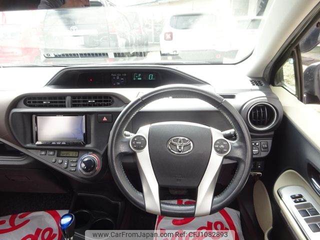 toyota aqua 2012 -TOYOTA--AQUA DAA-NHP10--NHP10-6068258---TOYOTA--AQUA DAA-NHP10--NHP10-6068258- image 2