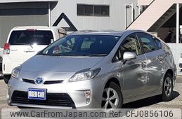 toyota prius 2013 -TOYOTA 【名変中 】--Prius ZVW30--5689333---TOYOTA 【名変中 】--Prius ZVW30--5689333-