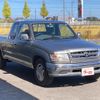 toyota hilux-sports-pick-up 2002 GOO_NET_EXCHANGE_0402398A30231017W001 image 2