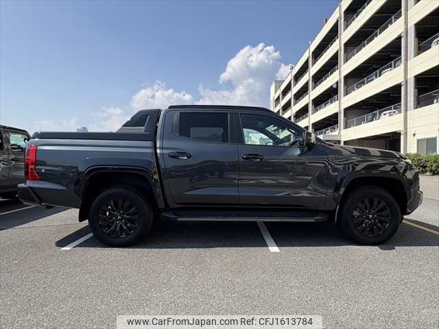 mitsubishi triton 2024 CFJ1613784 image 1
