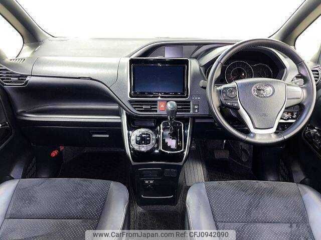 toyota voxy 2021 504928-928939 image 1