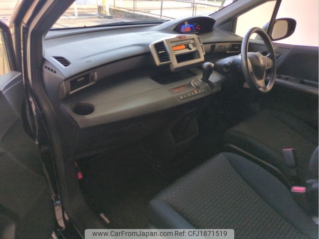 honda freed-spike 2012 CFJ1871519 image 2