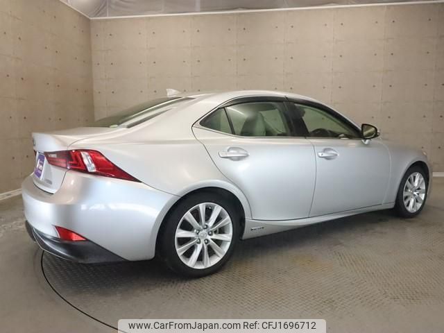 lexus is 2014 CFJ1696712 image 2