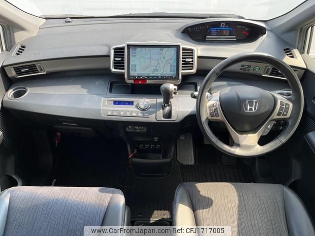 honda freed-spike-hybrid 2015 CFJ1717005 image 2