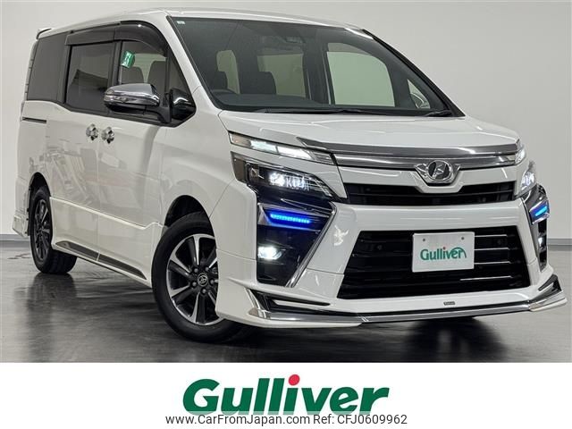 toyota voxy 2019 -TOYOTA--Voxy DBA-ZRR80W--ZRR80-0525113---TOYOTA--Voxy DBA-ZRR80W--ZRR80-0525113- image 1