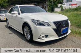 toyota crown 2015 CFJ1670104
