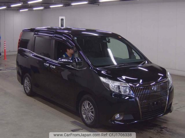toyota esquire 2017 CFJ1706338 image 1