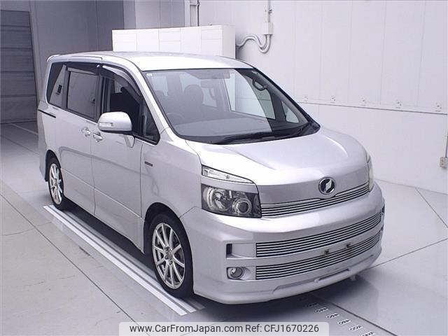 toyota voxy 2009 CFJ1670226 image 1