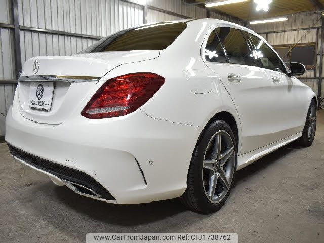 mercedes-benz c-class 2018 CFJ1738762 image 2