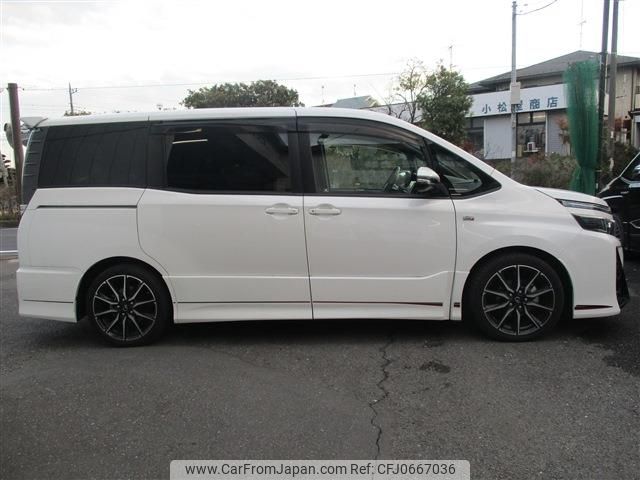 toyota voxy 2016 -TOYOTA--Voxy DBA-ZRR80W--ZRR80-0251124---TOYOTA--Voxy DBA-ZRR80W--ZRR80-0251124- image 2