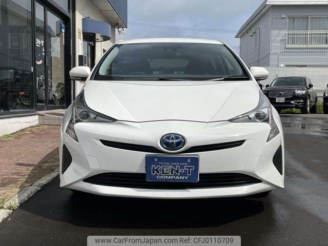 toyota prius 2017 -TOYOTA--Prius DAA-ZVW55--ZVW55-8050334---TOYOTA--Prius DAA-ZVW55--ZVW55-8050334- image 2