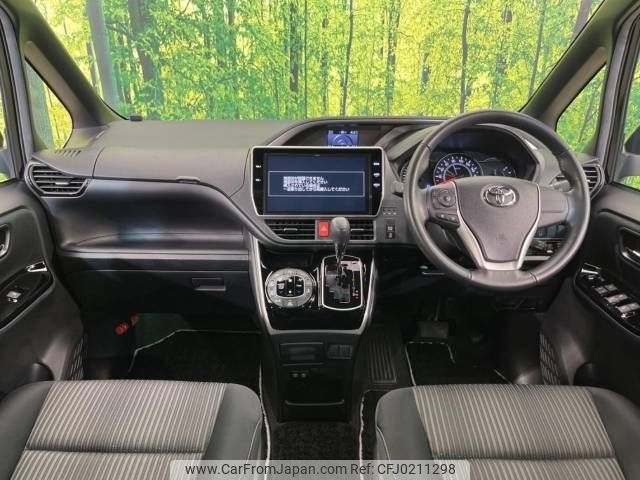 toyota voxy 2018 -TOYOTA--Voxy DBA-ZRR80W--ZRR80-0442711---TOYOTA--Voxy DBA-ZRR80W--ZRR80-0442711- image 2