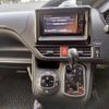 toyota noah 2014 -TOYOTA--Noah DBA-ZRR80Wｶｲ--ZRR80-0061798---TOYOTA--Noah DBA-ZRR80Wｶｲ--ZRR80-0061798- image 21