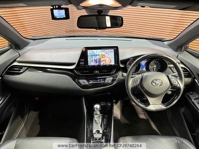 toyota c-hr 2017 quick_quick_DAA-ZYX10_ZYX10-2028326 image 2