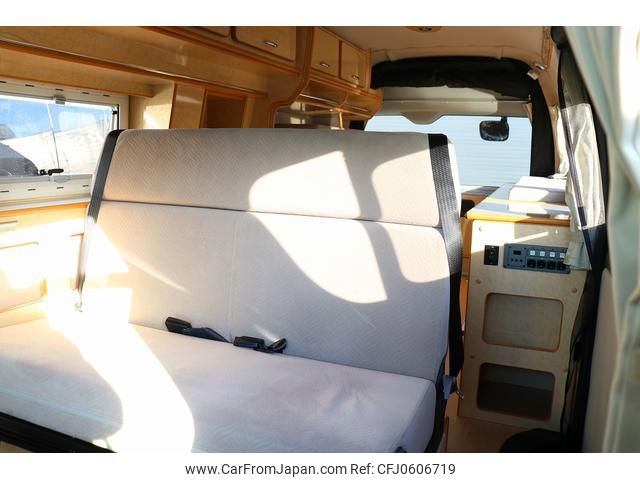 toyota hiace-van 2016 GOO_JP_700090122730241228002 image 2