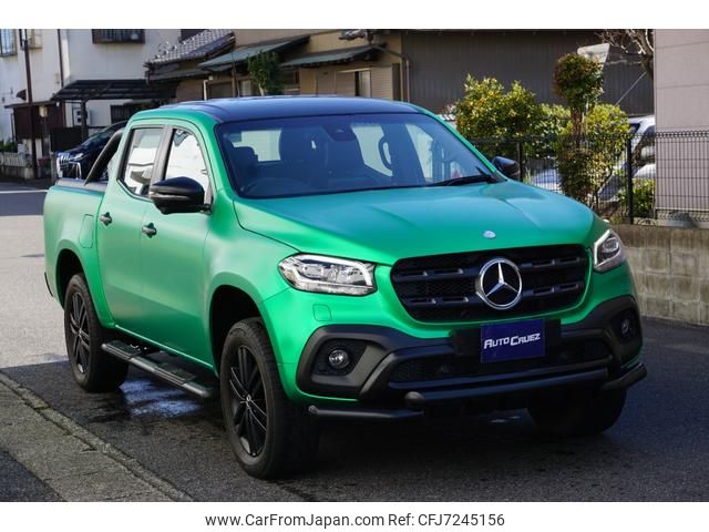 mercedes-benz x-class 2017 GOO_NET_EXCHANGE_0204194A30220211W002 image 2