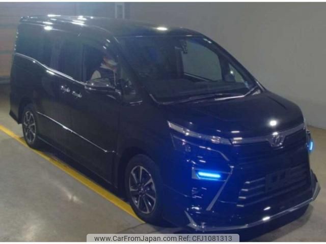 toyota voxy 2018 quick_quick_DBA-ZRR85W_0101381 image 1