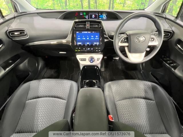 toyota prius 2018 CFJ1573976 image 2