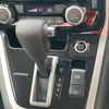 nissan serena 2018 GOO_JP_700050301430250730027 image 27