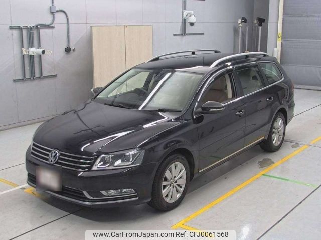 volkswagen passat-variant 2013 -VOLKSWAGEN--VW Passat Variant 3CCAX-WVWZZZ3CZDE112011---VOLKSWAGEN--VW Passat Variant 3CCAX-WVWZZZ3CZDE112011- image 1