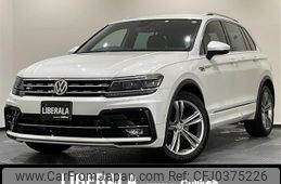 volkswagen tiguan 2018 -VOLKSWAGEN--VW Tiguan ABA-5NCZE--WVGZZZ5NZJW875797---VOLKSWAGEN--VW Tiguan ABA-5NCZE--WVGZZZ5NZJW875797-