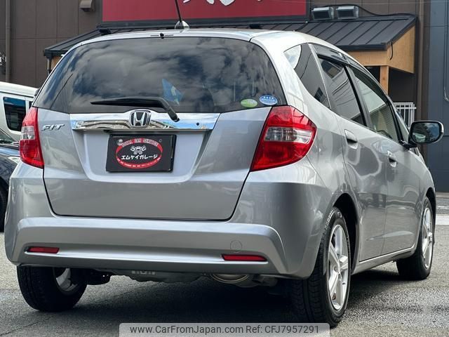 HONDA フィット　GE8 フィット型式：DBA-GE8（ホンダ）のクルマカタログ｜中古車の