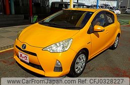 toyota aqua 2012 -TOYOTA--AQUA DAA-NHP10--NHP10-2062361---TOYOTA--AQUA DAA-NHP10--NHP10-2062361-