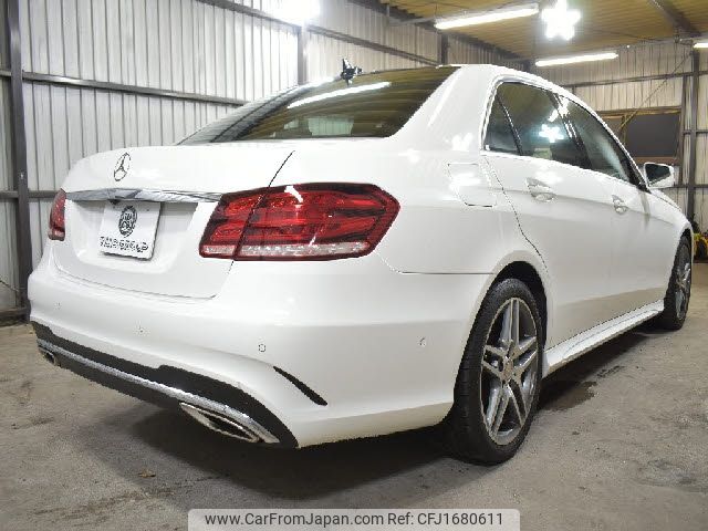 mercedes-benz e-class 2016 CFJ1680611 image 2