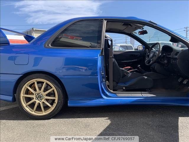 ブルース・リーフギヤ car_3b78fd6c-6a35-4cd8-b0f0-