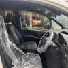 toyota voxy 2018 -TOYOTA--Voxy DBA-ZRR80W--ZRR80-0471081---TOYOTA--Voxy DBA-ZRR80W--ZRR80-0471081- image 27