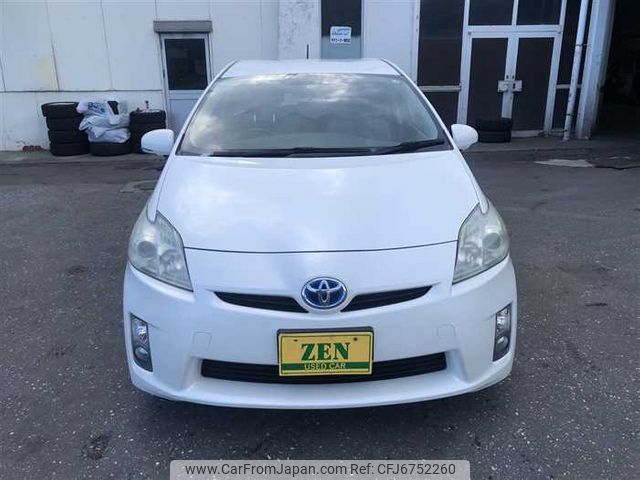 toyota prius 2010 769235-210730145310 image 1